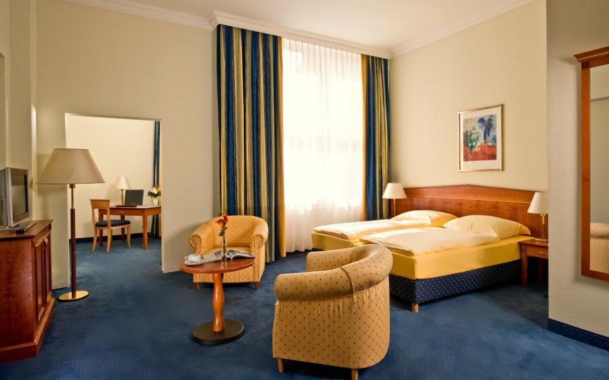 WYNDHAM GARDEN BERLIN MITTE photo 1