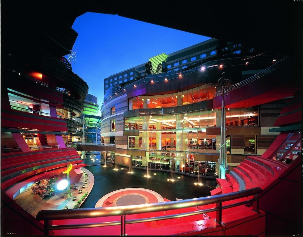 GRAND HYATT FUKUOKA photo 2
