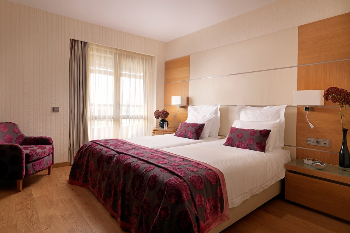DIVANI ESCAPE-ADULTS ONLY photo 3