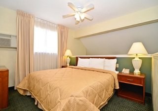 MainStay Suites photo 4