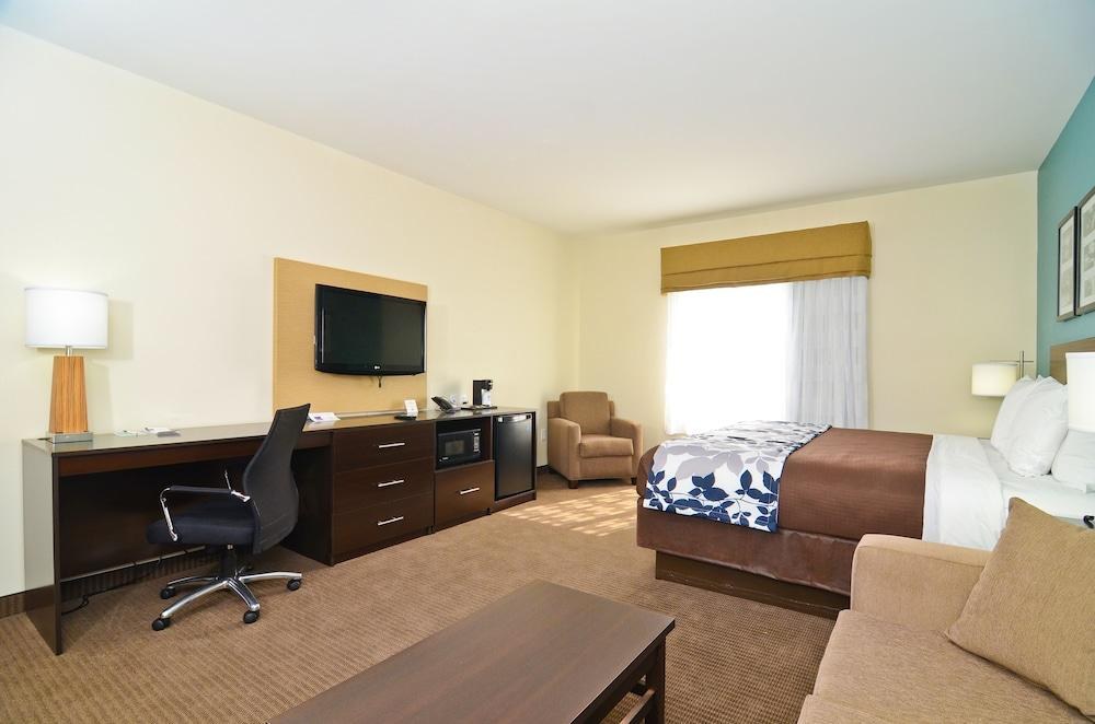 SLEEP INN & SUITES AUSTIN NORTH - I-35 photo 4