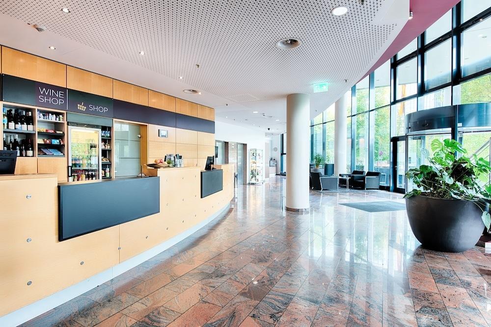 HOTEL DÜSSELDORF SEESTERN photo 2