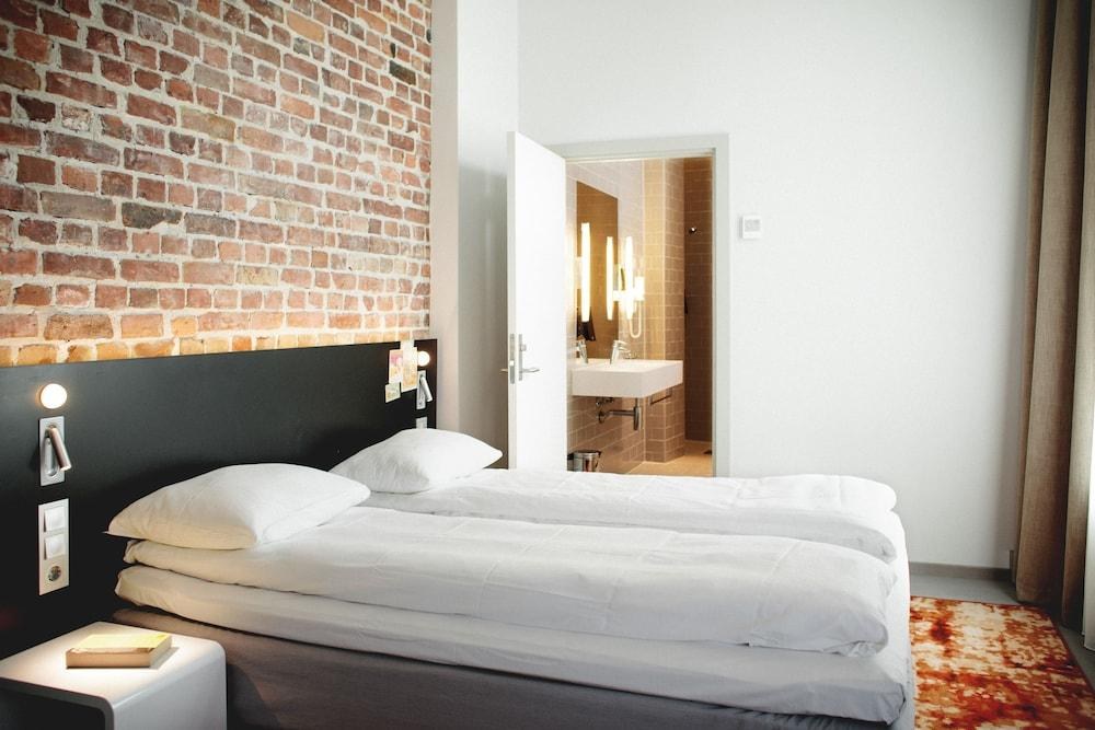 COMFORT HOTEL GRAND CENTRAL photo 2