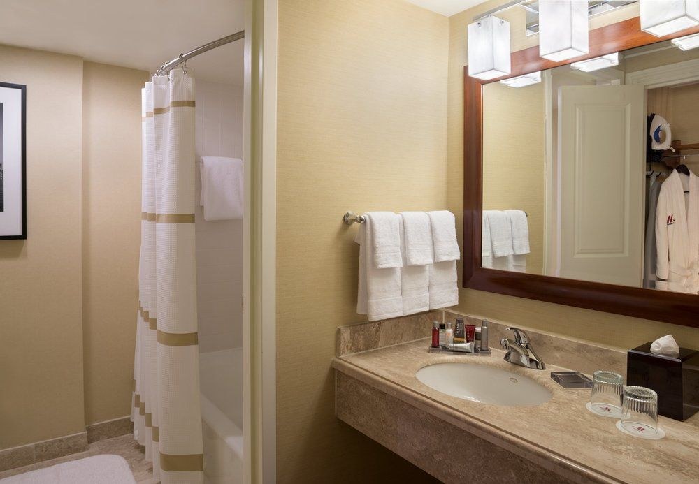 TORONTO AIRPORT MARRIOTT HOTEL