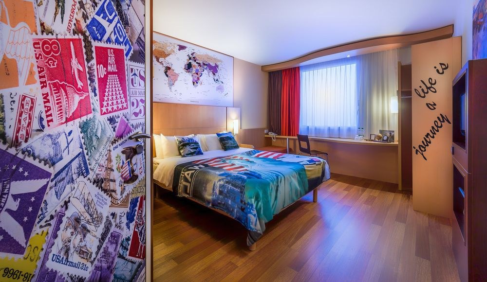 Ibis Warszawa Reduta photo 1
