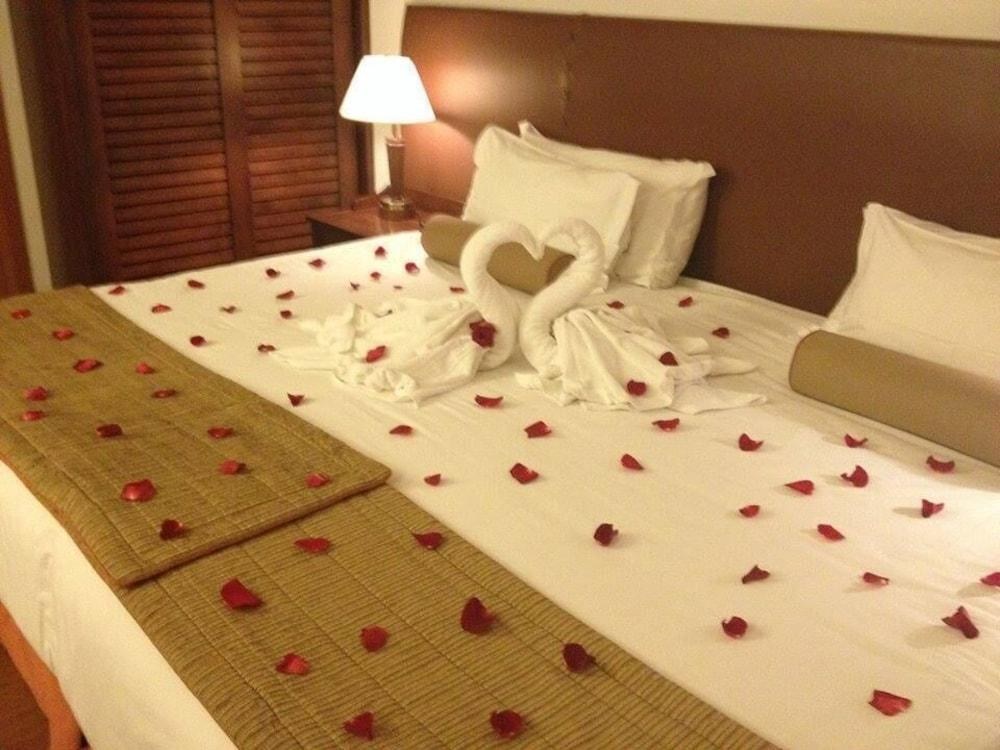 BLUE MOUNTAIN HOTEL & SPA photo 2