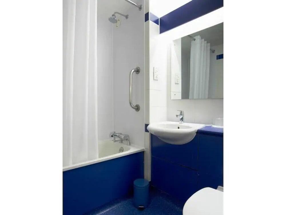 TRAVELODGE INVERNESS FAIRWAYS photo 2