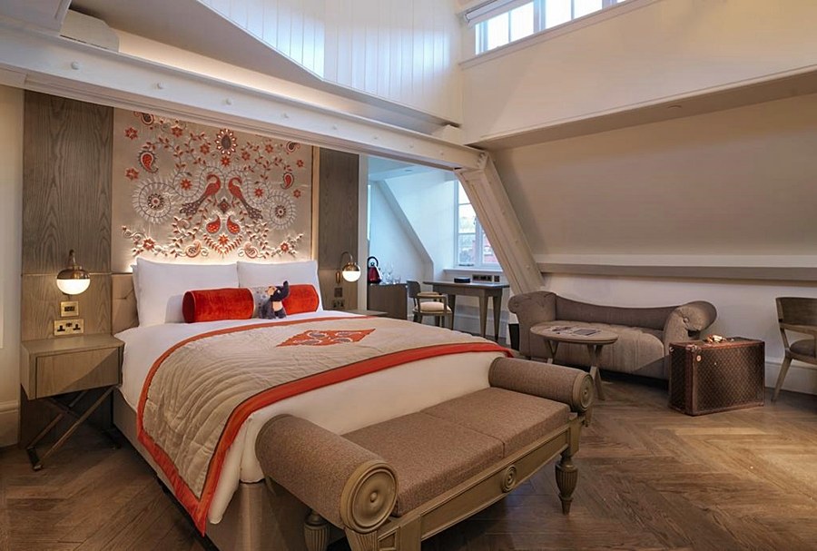 THE LALIT LONDON