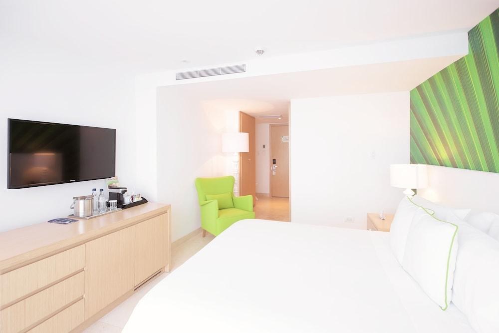 RADISSON CARTAGENA OCEAN PAVILLION HOTEL photo 4