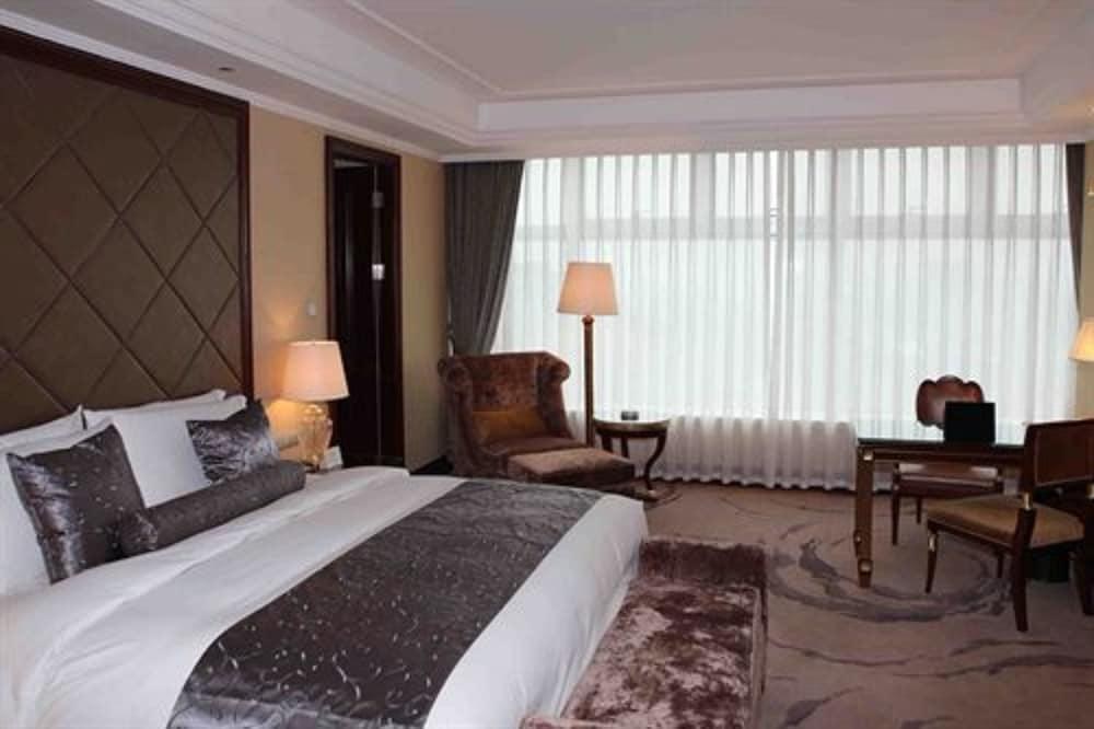 LIAONING INTERNATIONAL HOTEL photo 2