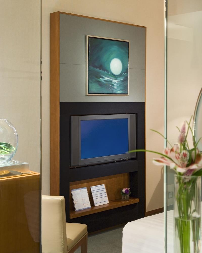 Novotel Citygate Hong Kong photo 4