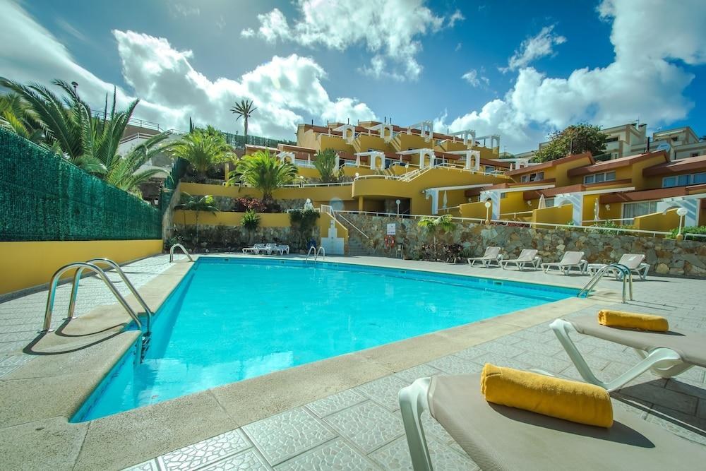Apartmentos Punta Marina by LIVVO photo 2