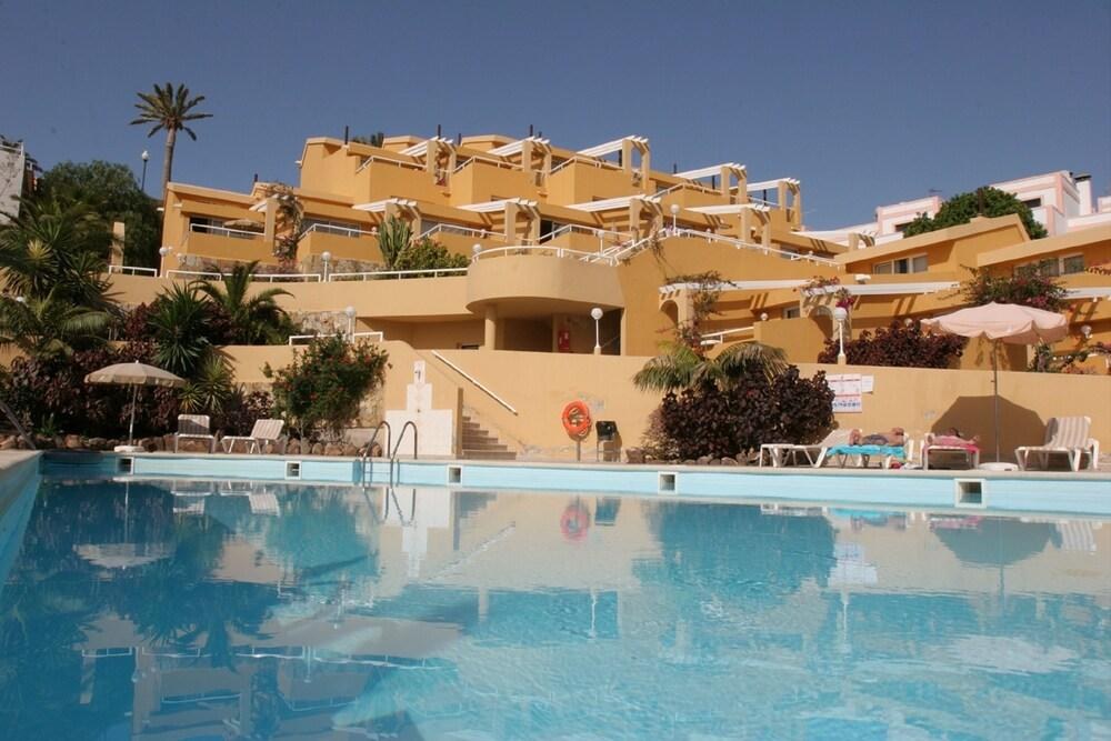 Apartmentos Punta Marina by LIVVO photo 3