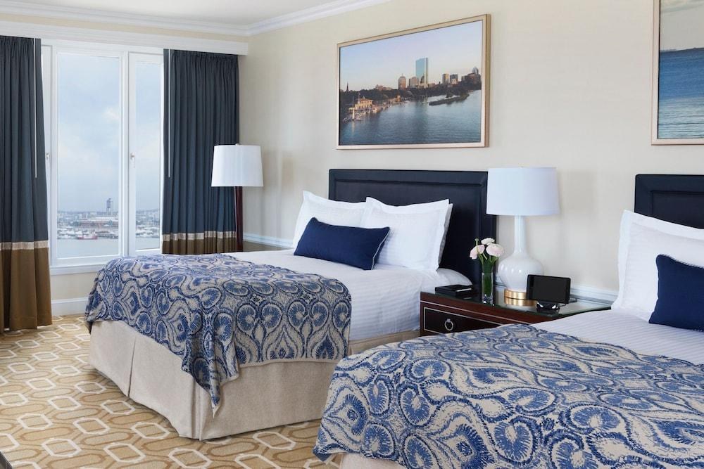 BOSTON HARBOR HOTEL photo 2
