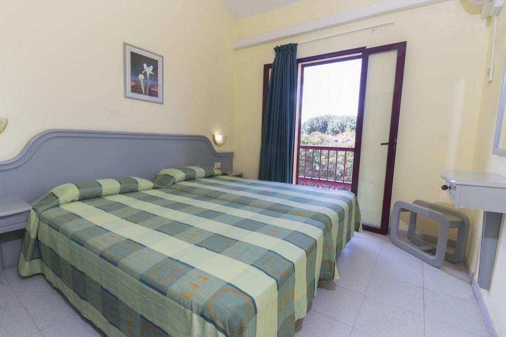 Bungalows Maspalomas Oasis Club photo 1