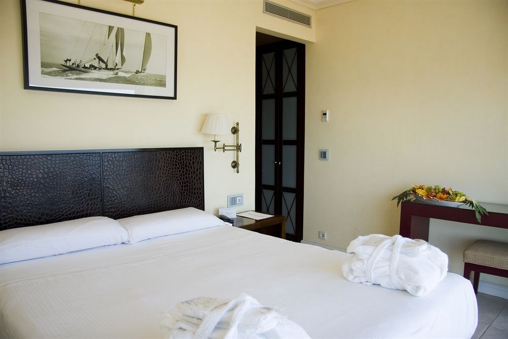 GRAN HOTEL GUADALPIN BANUS photo 1