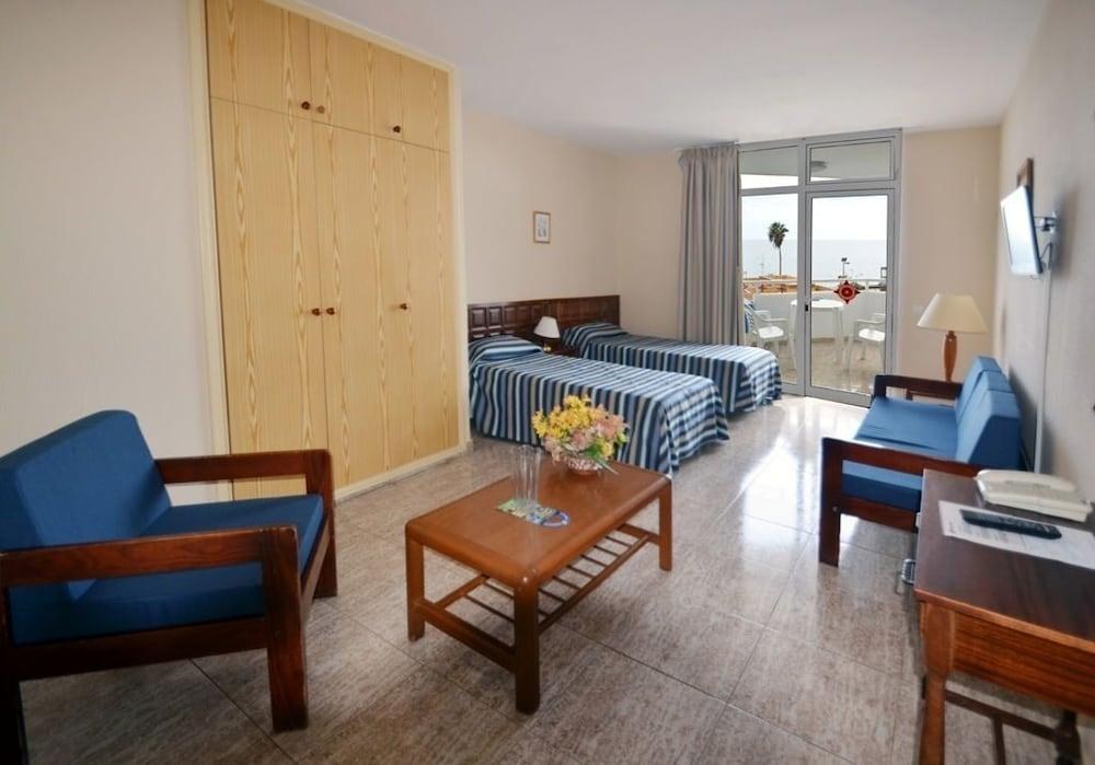 Hotel LIVVO Veril Playa photo 1