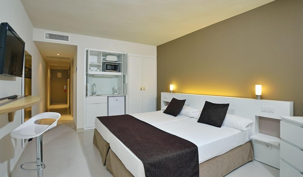 SOL WAVE HOUSE MALLORCA photo 2
