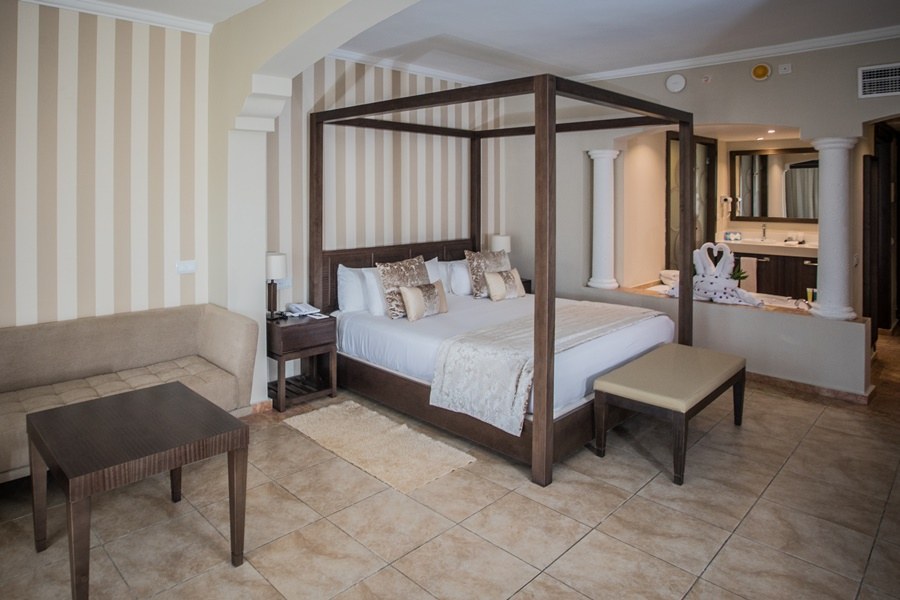 MAJESTIC COLONIAL CLUB PUNTA CANA - ONLY ADULTS photo 1