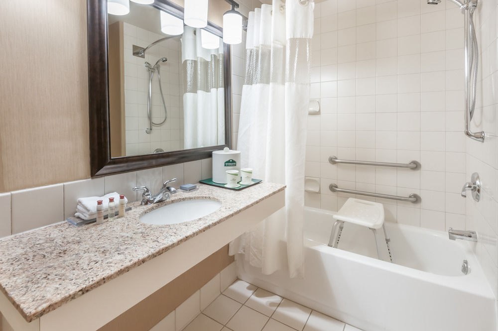 WINGATE BY WYNDHAM EDMONTON WEST
