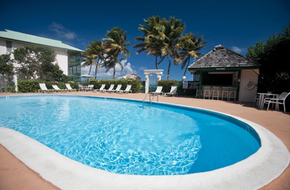 COLONY COVE BEACH RESORT photo 2