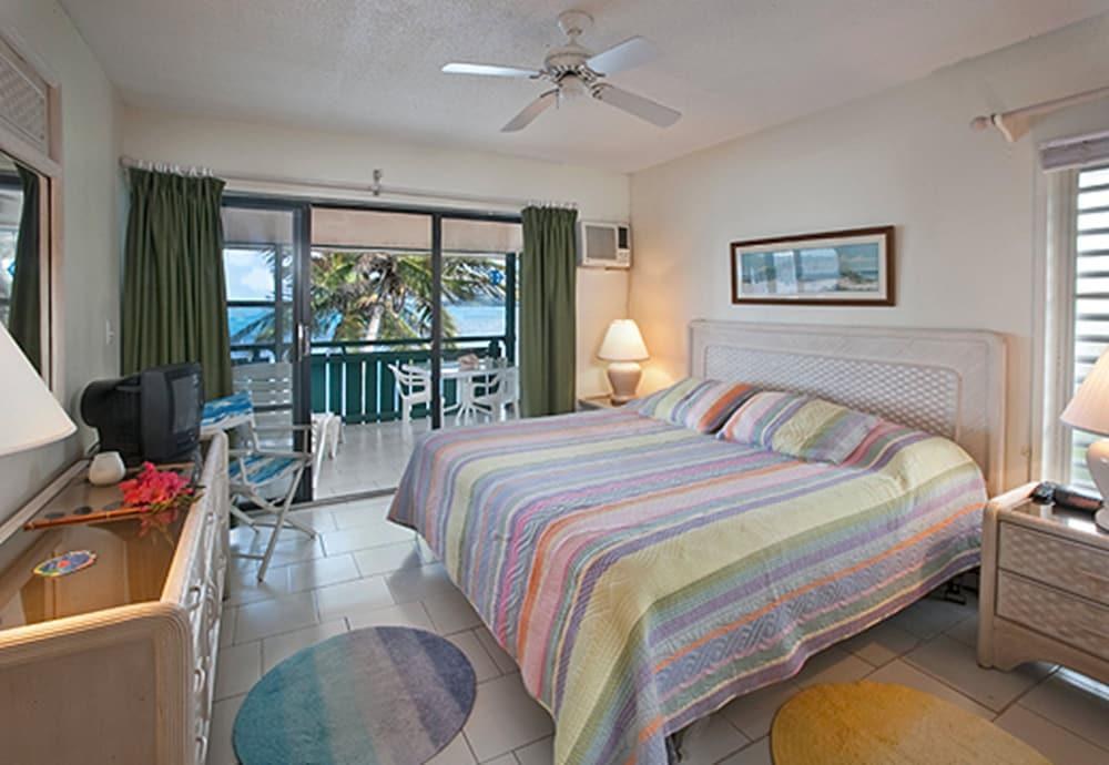 COLONY COVE BEACH RESORT photo 4