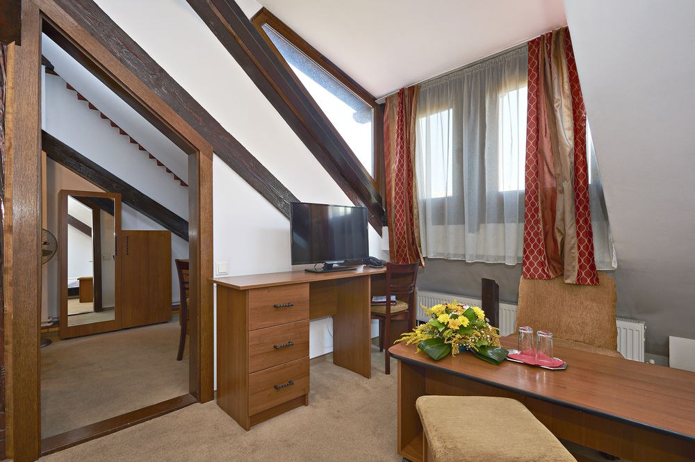 RESIDENCE AMBIENT