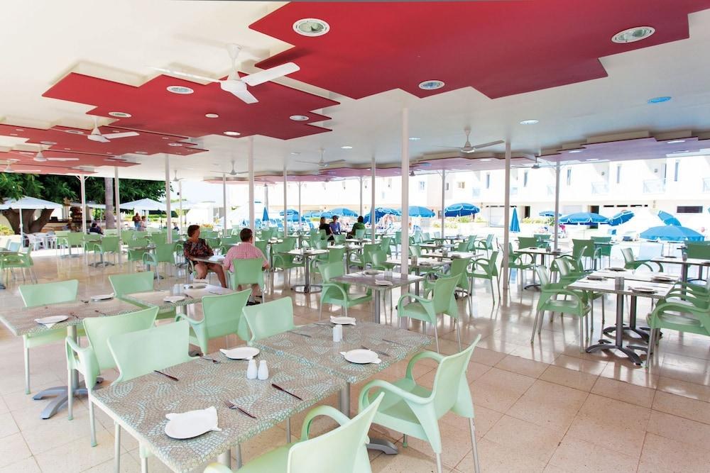 KISSOS HOTEL photo 2