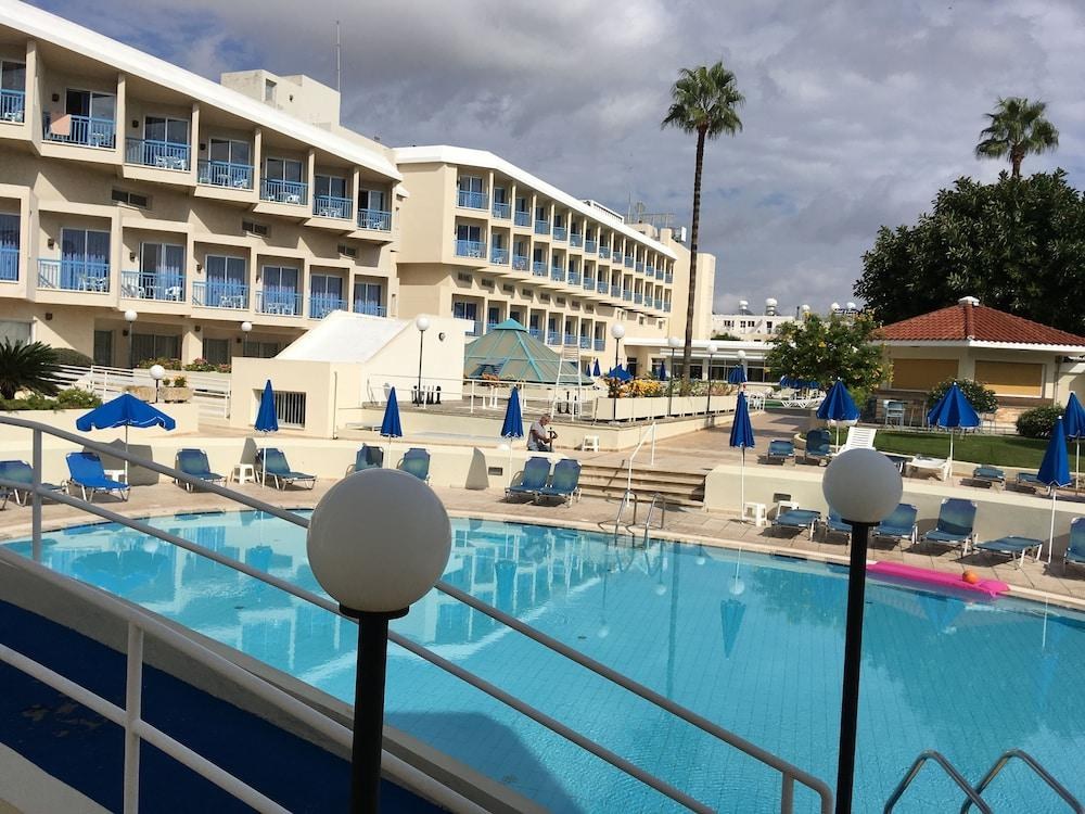 KISSOS HOTEL photo 3