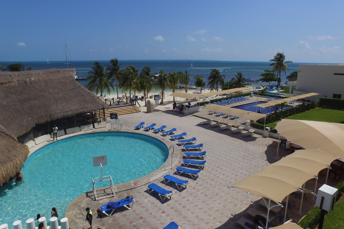 AQUAMARINA BEACH CANCUN photo 3