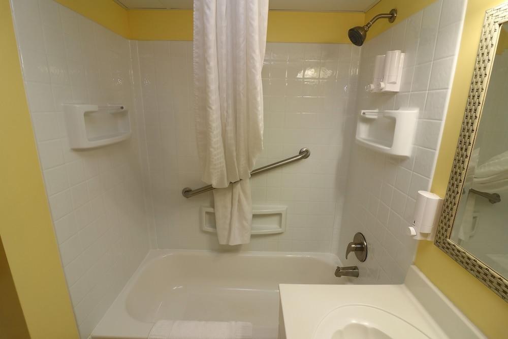OCEAN KEY RESORT photo 3