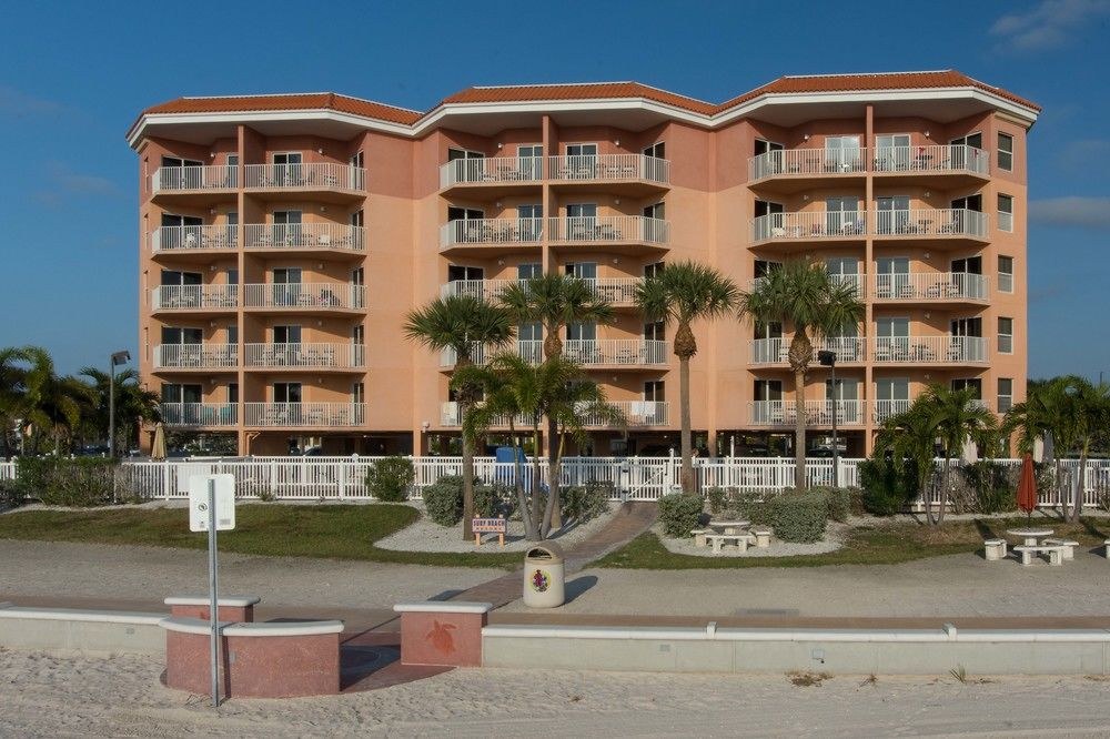 Surf Beach Resort by Sunsational Beach Rentals photo 1