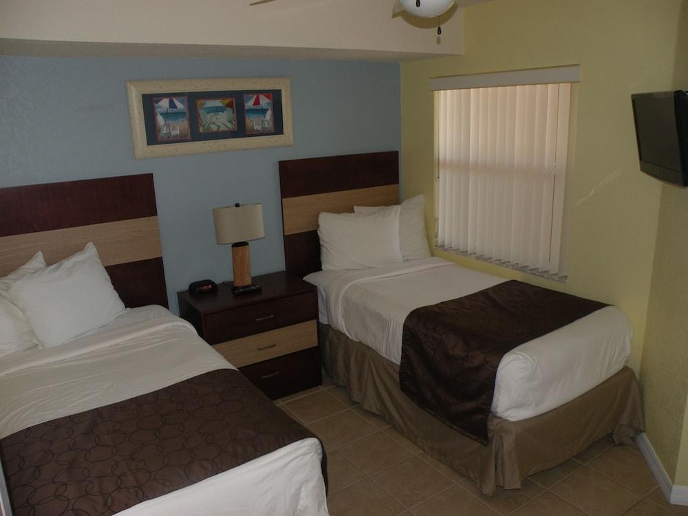 Surf Beach Resort by Sunsational Beach Rentals photo 3