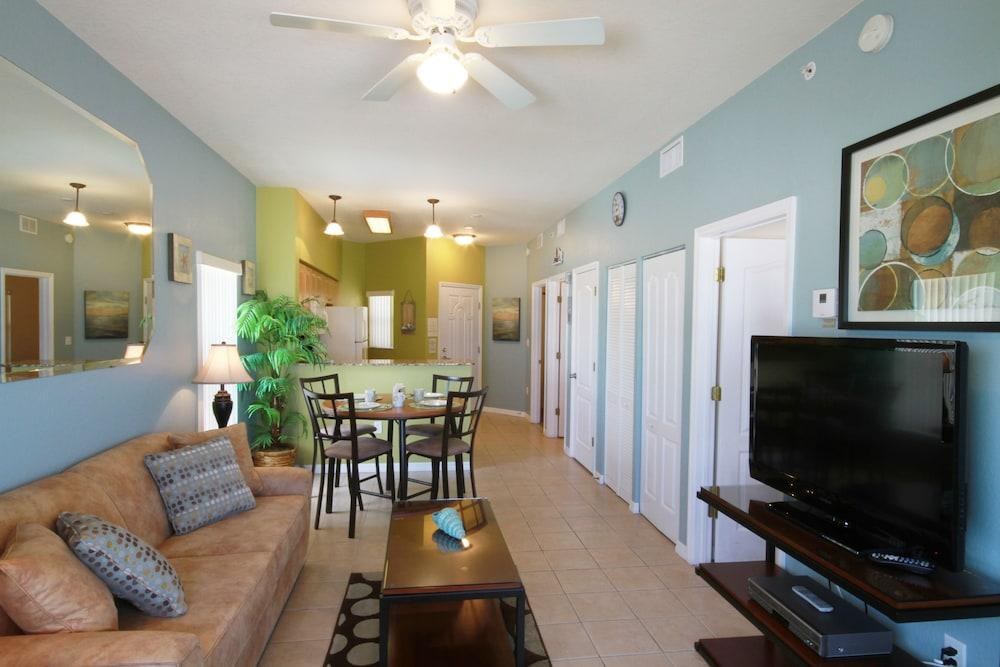 Surf Beach Resort by Sunsational Beach Rentals photo 4