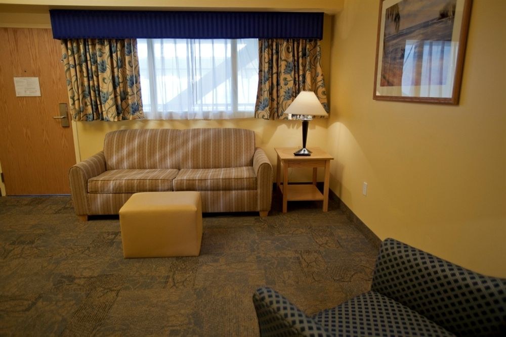 ATRIUM RESORT