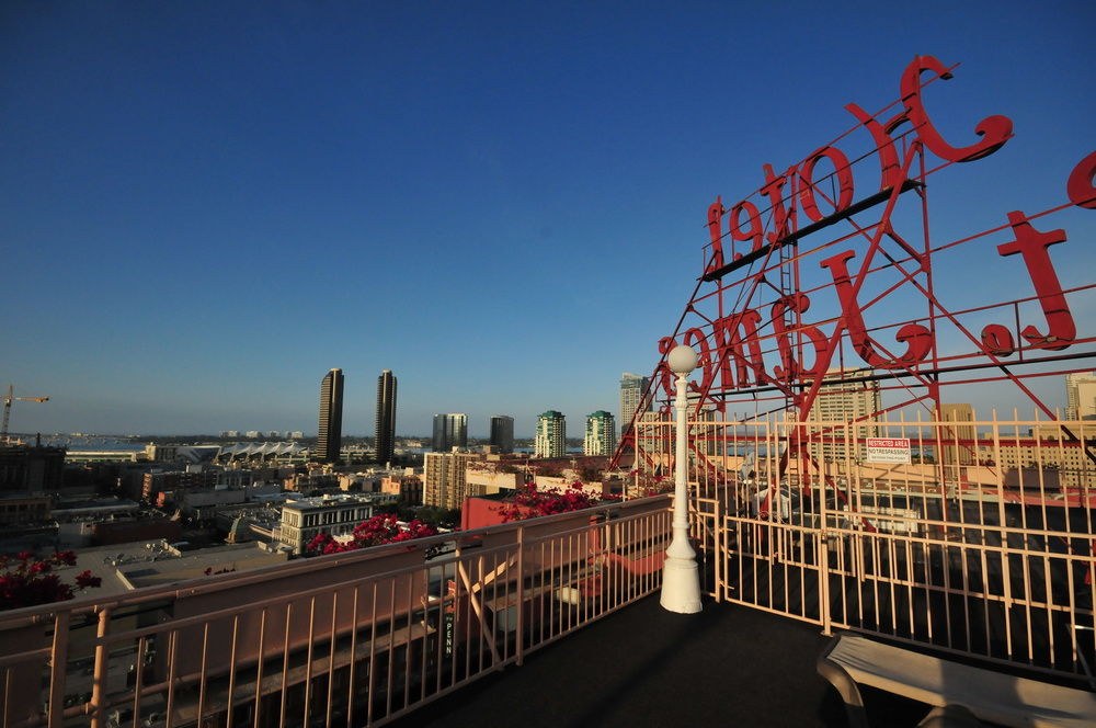 RAMADA BY WYNDHAM GASLAMP CONVENTION CENTER photo 1