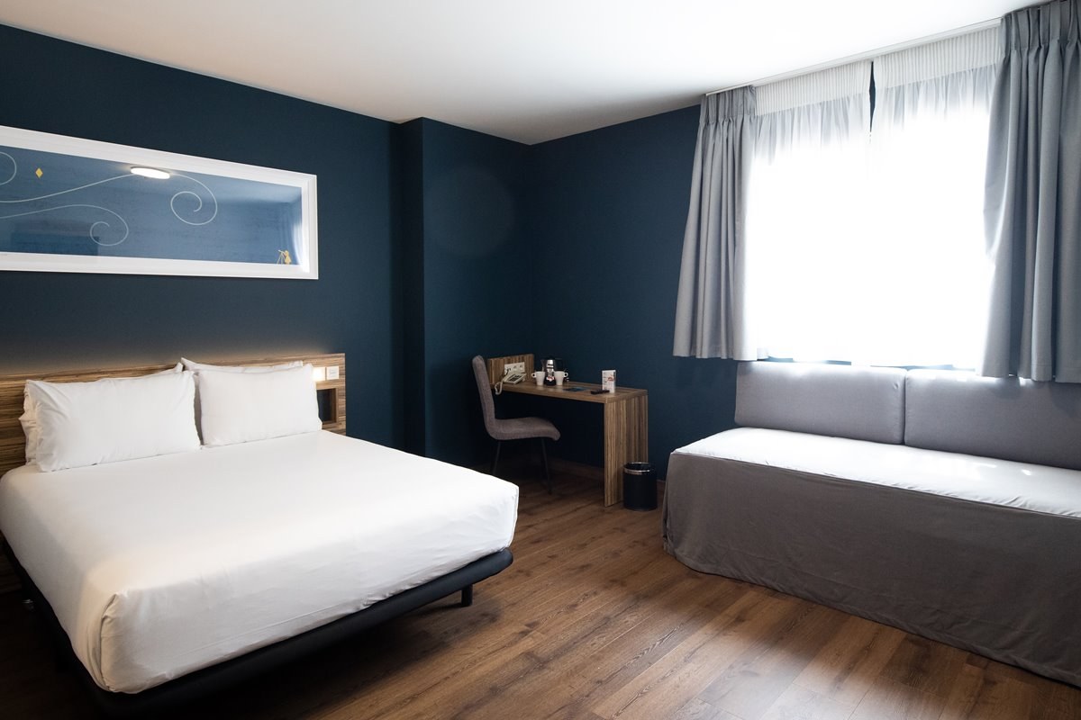 TRAVELODGE MADRID METROPOLITANO photo 1