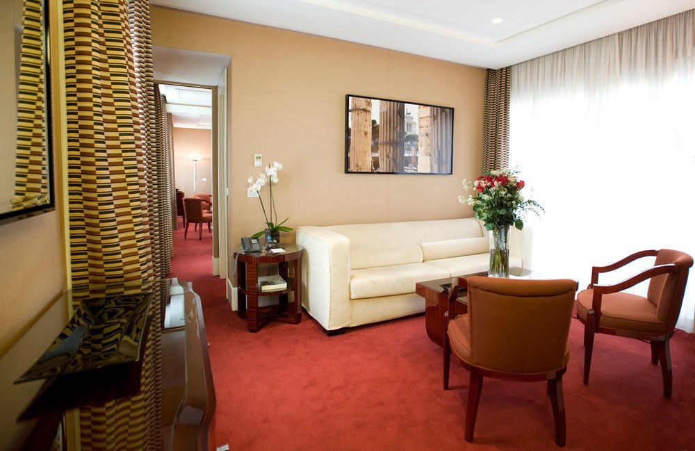 GRAND VIA VENETO photo 1
