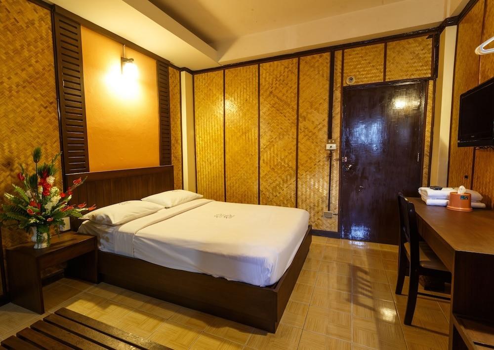 Luck Thai Hotel photo 2