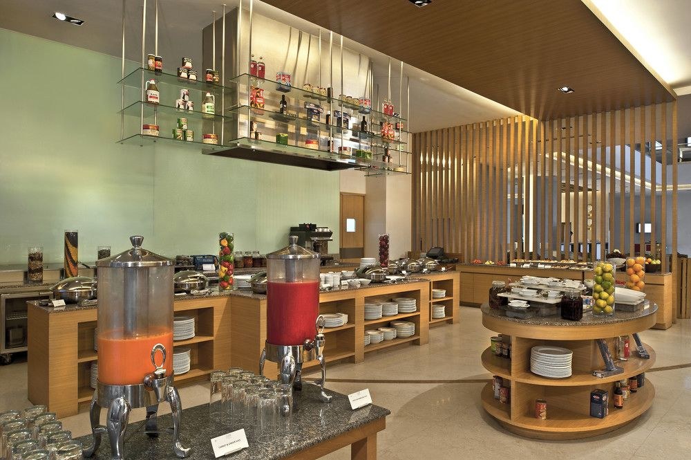 FOUR POINTS BY SHERATON
