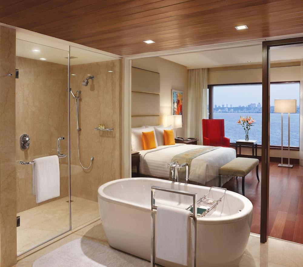 OBEROI photo 4