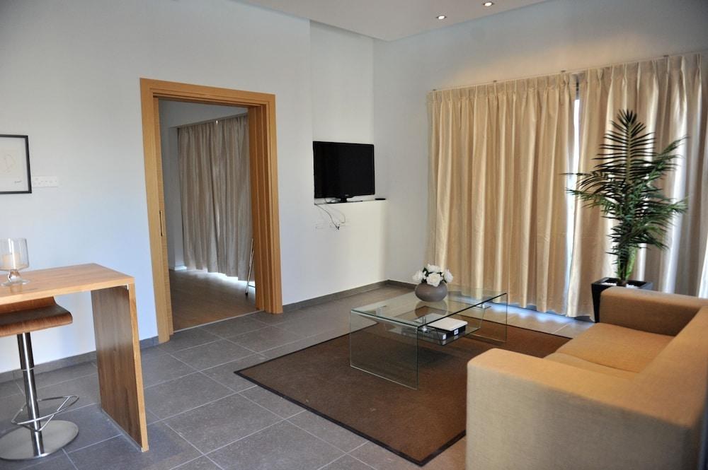 E-HOTEL SPA AND RESORT photo 3
