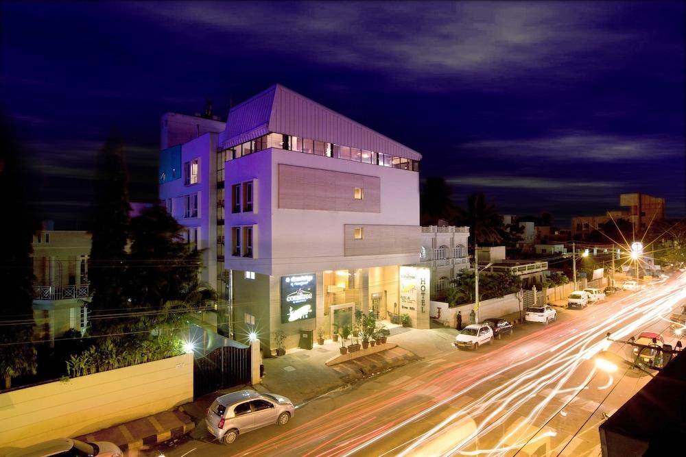 Coraltree By Goldfinch Hotels Bangalore photo 3