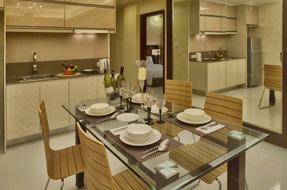 Damas Suites & Residences photo 4