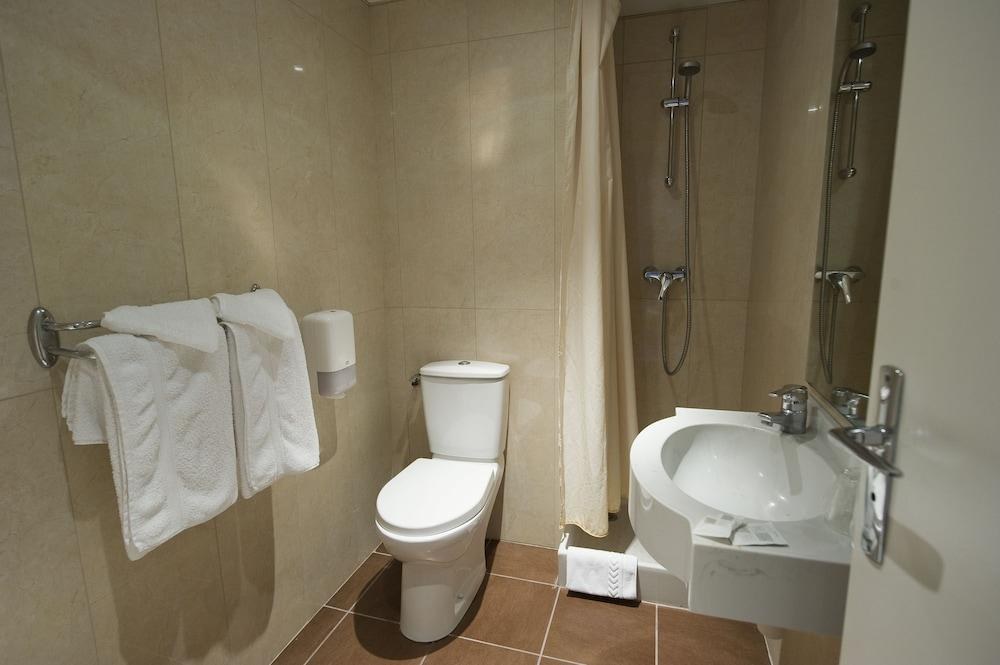 The Originals City, Hôtel Astoria Vatican, Lourdes photo 2