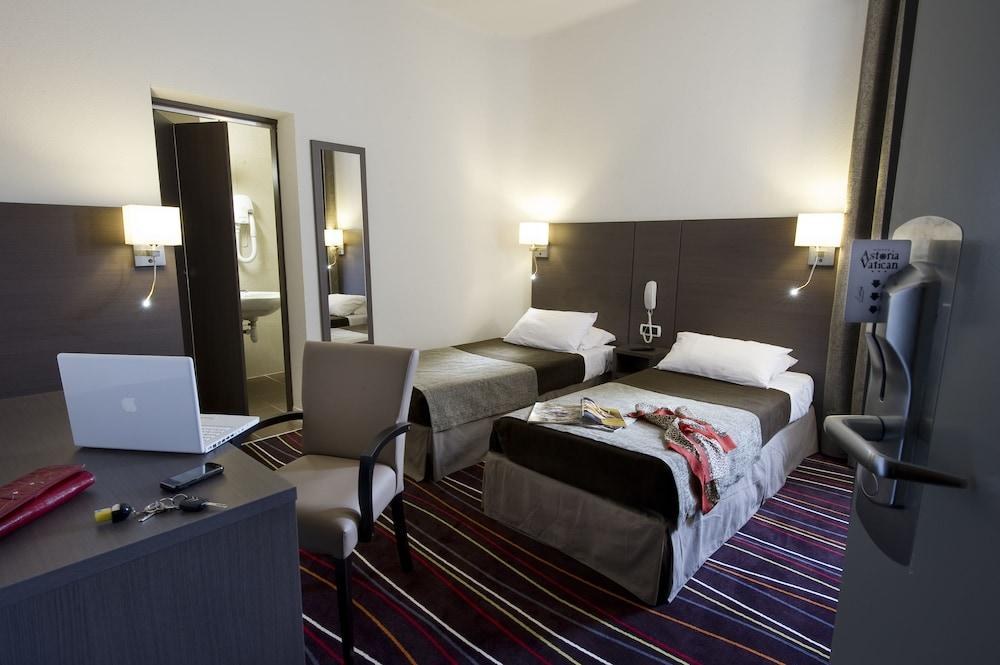 The Originals City, Hôtel Astoria Vatican, Lourdes photo 4
