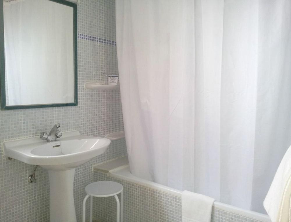 HOTEL TRAMONTANA photo 3