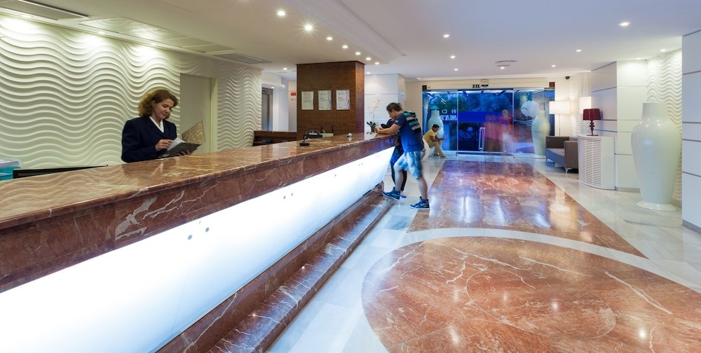 HOTEL MARIANT photo 1