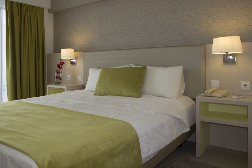 HOTEL NAVEGADORES photo 1