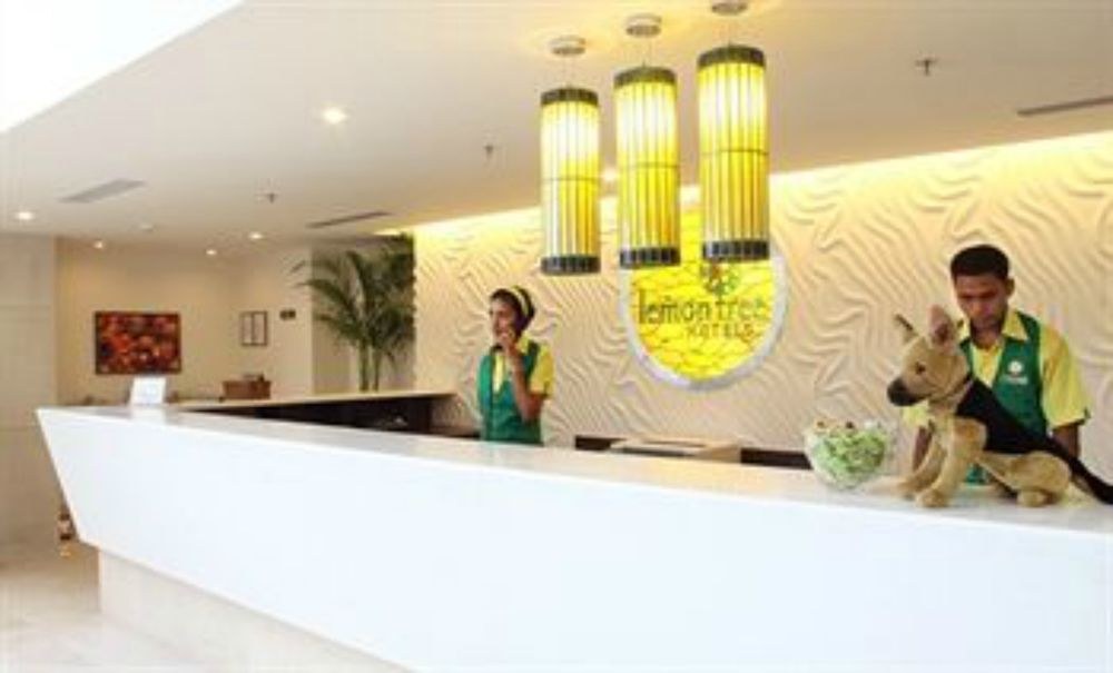 Lemon Tree Hotel, Electronics City, Bengaluru photo 1